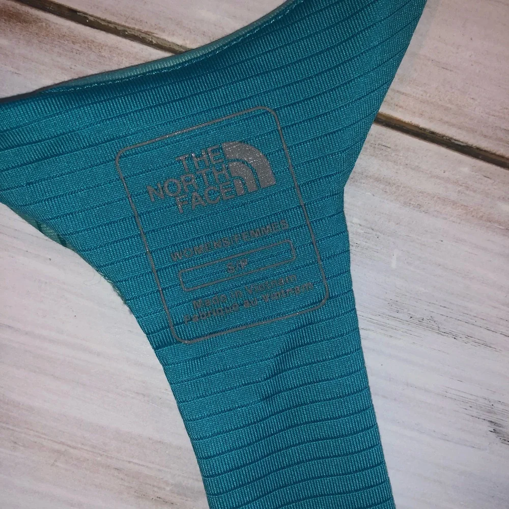 💕 North Face Tank 💕 - Picture 3 of 6